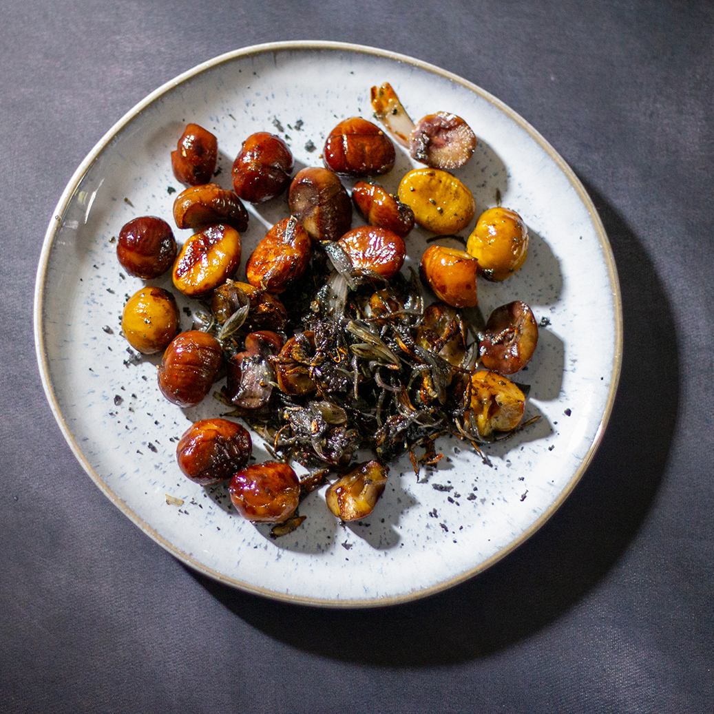 Pan-fried chestnuts with Saltverk Lava Salt